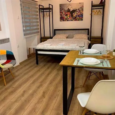 Cozy & Fully Equipped In The Heart Of Downtown And Next To Kalemegdan Belgrade